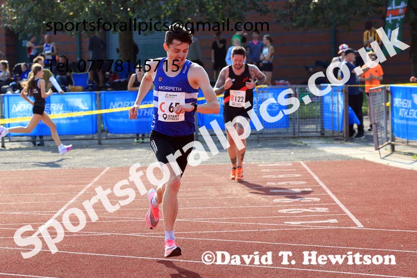 Mens 6 Stage Relay, 2024 Northern Mens 6 and Womens 4 and Youngsters Relays, Stanley Park, Blackpool.  Photo: David T. Hewitson/Sports for All Pics